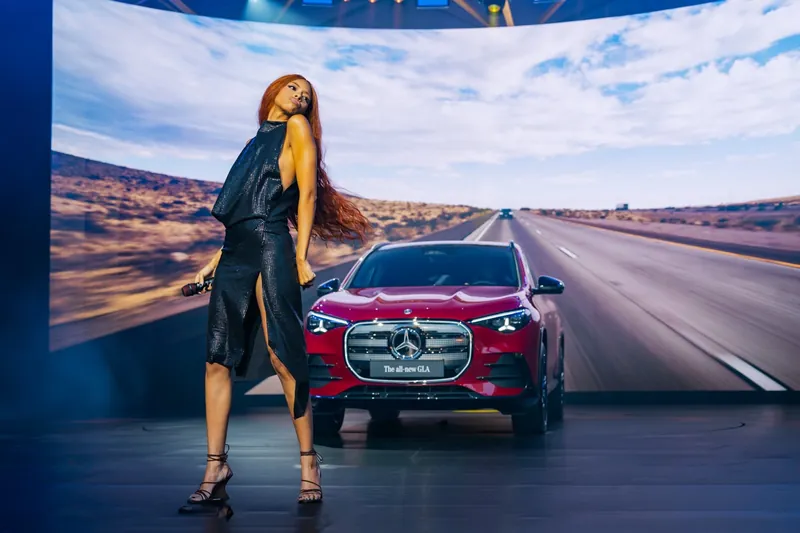 Ravyn Lenae live with the all-new GLA